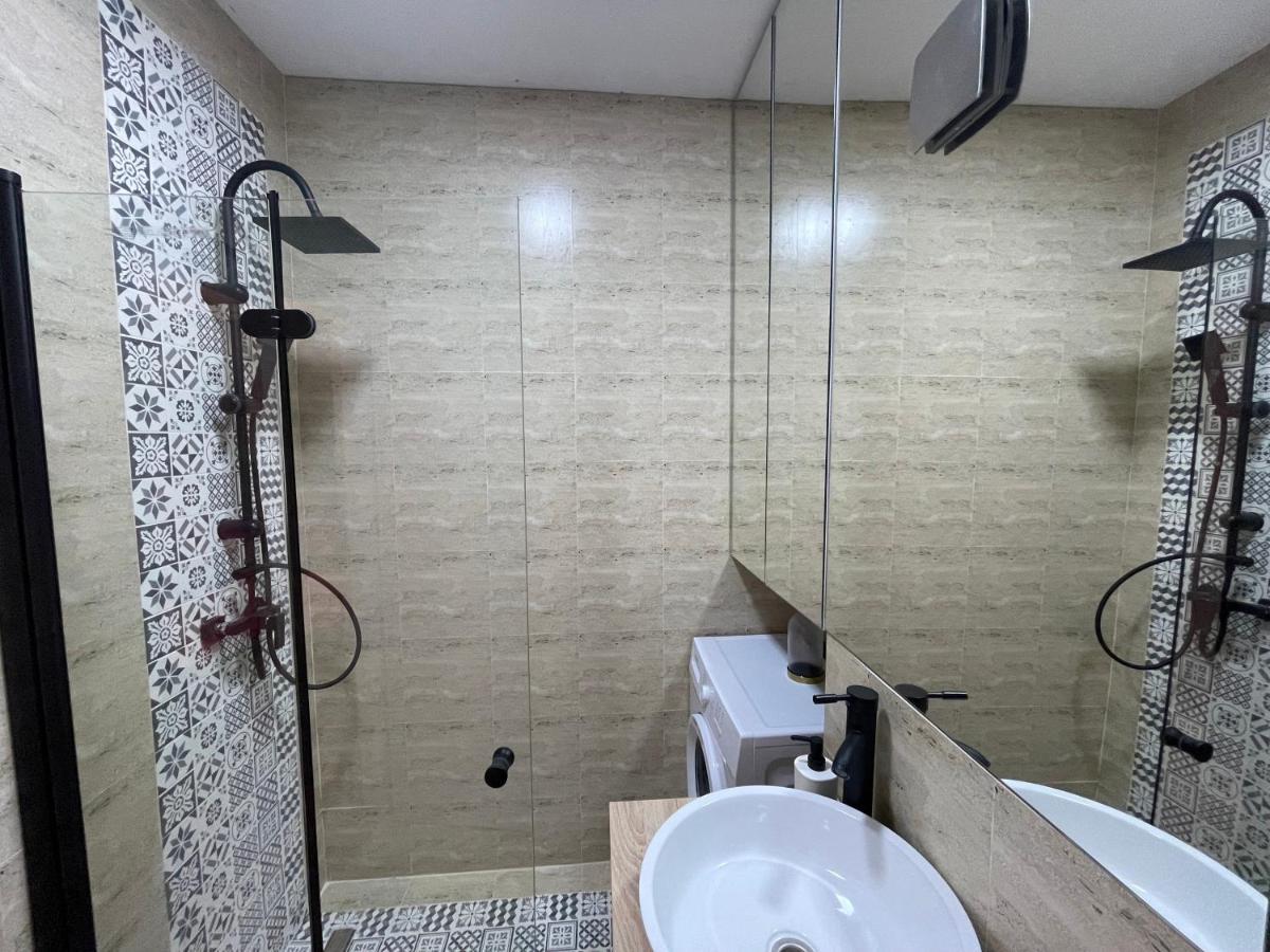 Ruby Luxury Apartment Close To Presidential Palace Bukarest Kültér fotó